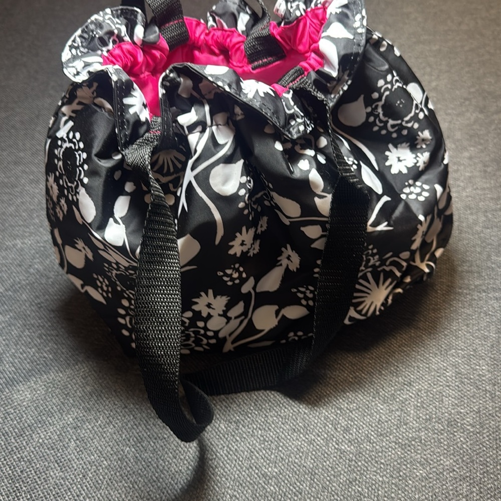 Thirty-one Black Floral Cinch-it-up Thermal Tote Bag